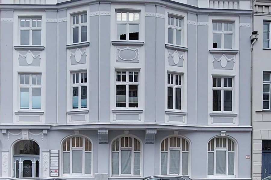 Daniel Tank Ihr Heilpraktiker - Osteopath aus Lübeck - Praxis Große Altefähre 20-22